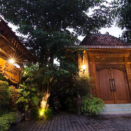 Jarakan Joglo Mandapa Boutique Hotel מראה חיצוני תמונה