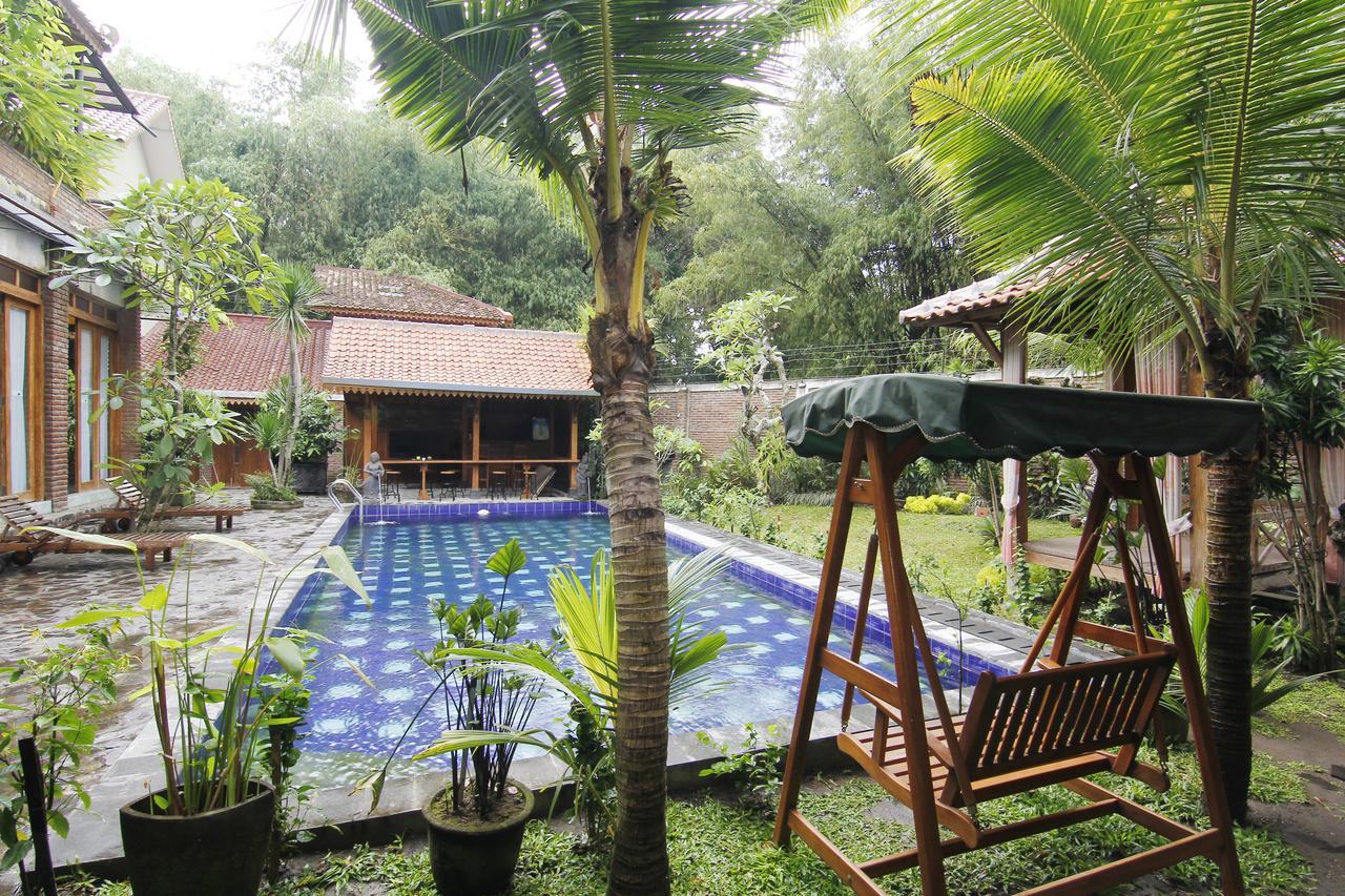 Jarakan Joglo Mandapa Boutique Hotel מראה חיצוני תמונה